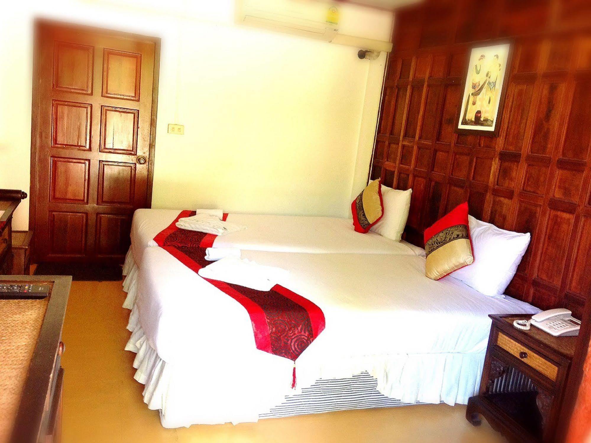 Jaroenrat Resort Samut Songkhram Экстерьер фото