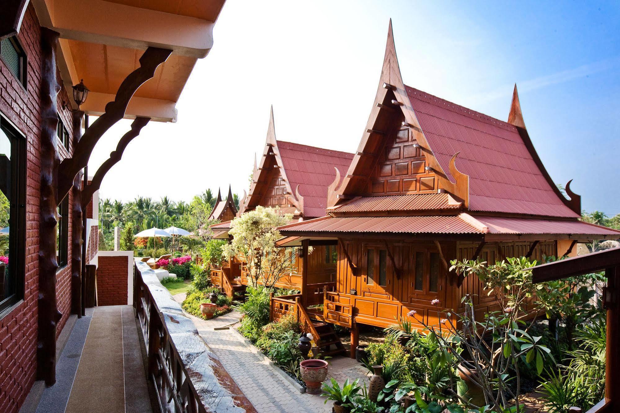Jaroenrat Resort Samut Songkhram Экстерьер фото